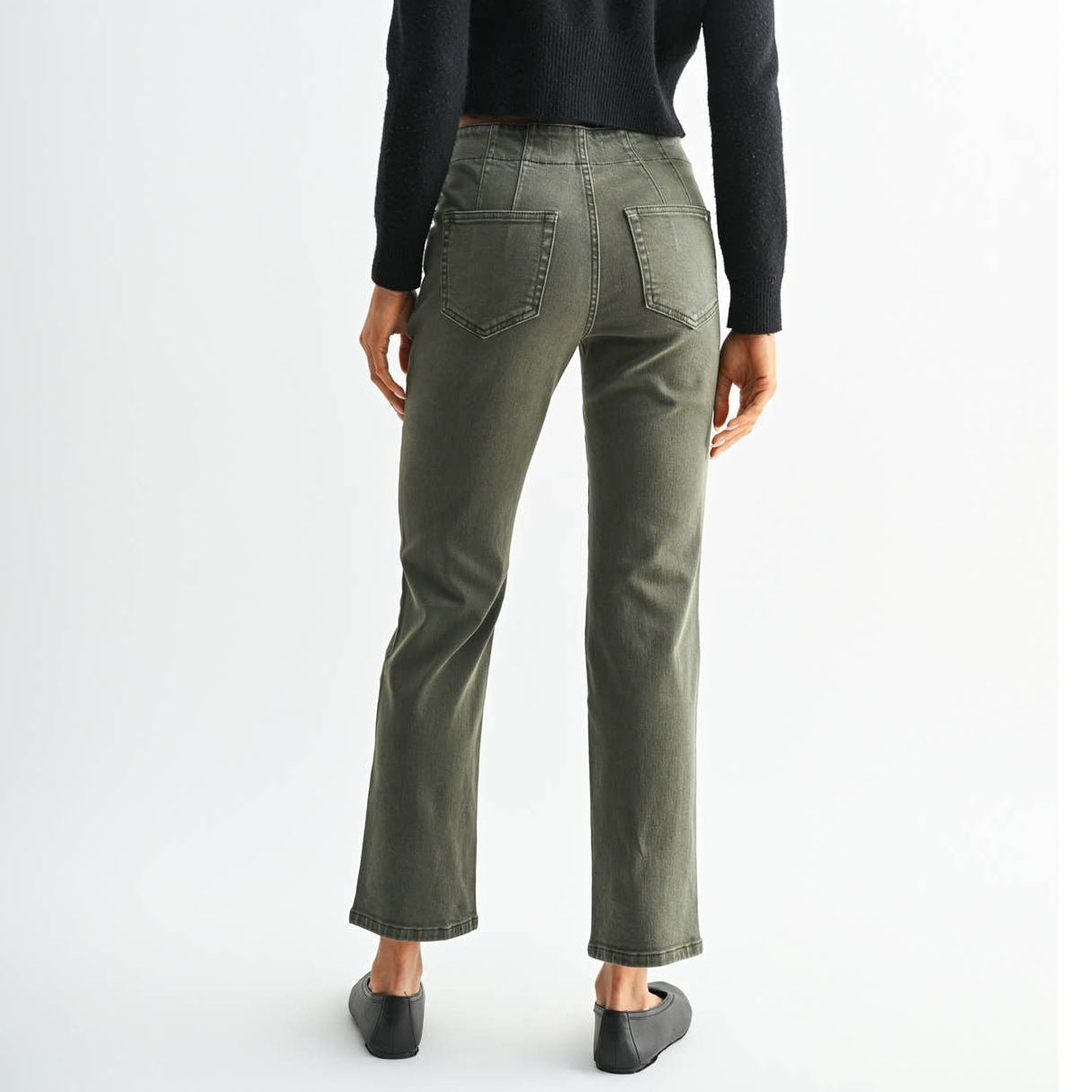 Mid- Rise Straight Verdant Green Jean