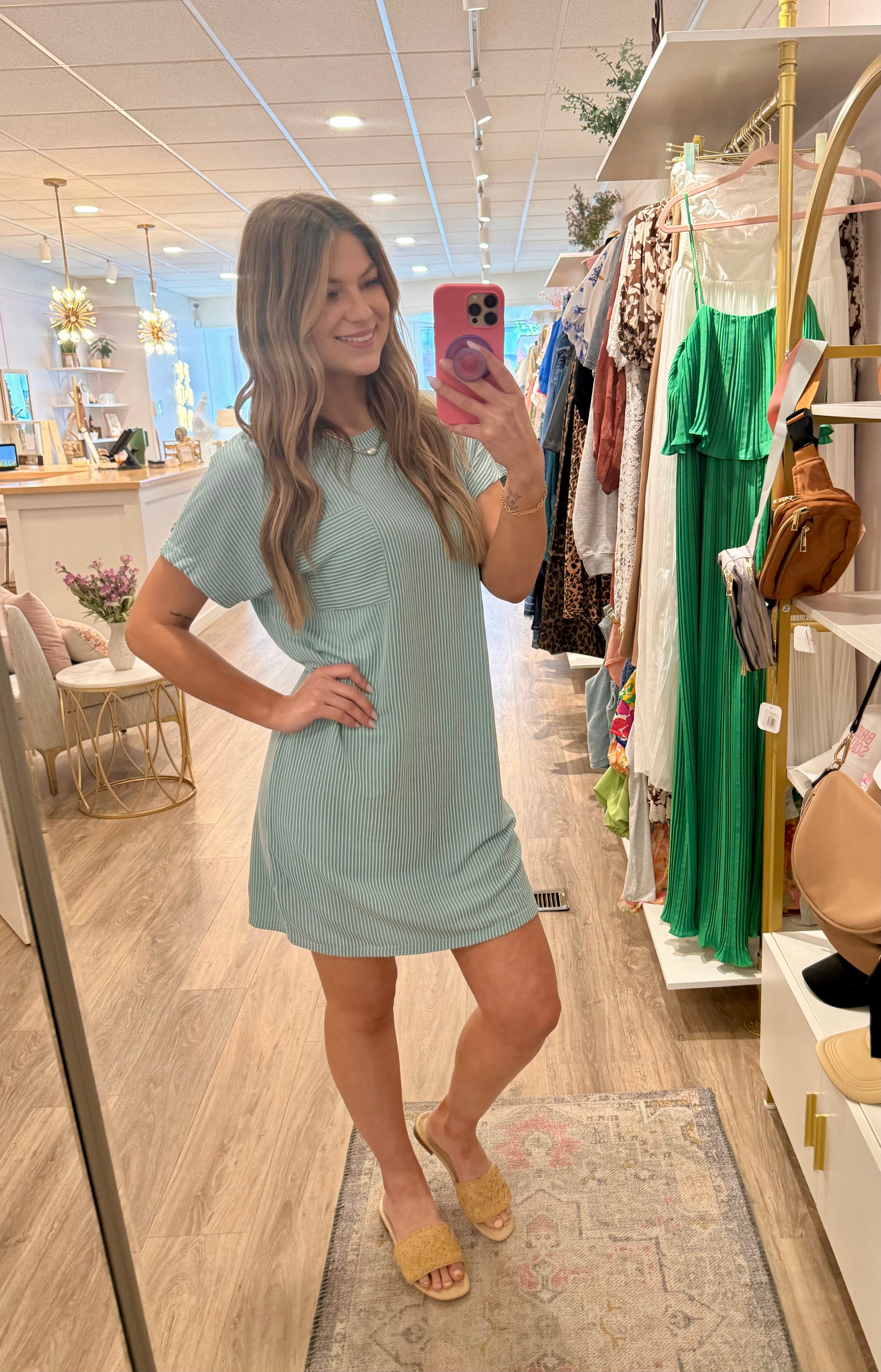 Textured T-Shirt Dress / More Colors