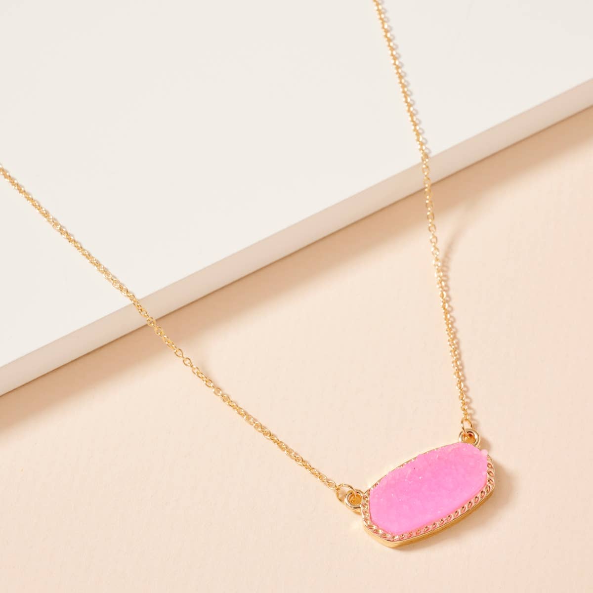 Druzy Stone Pendant Necklace