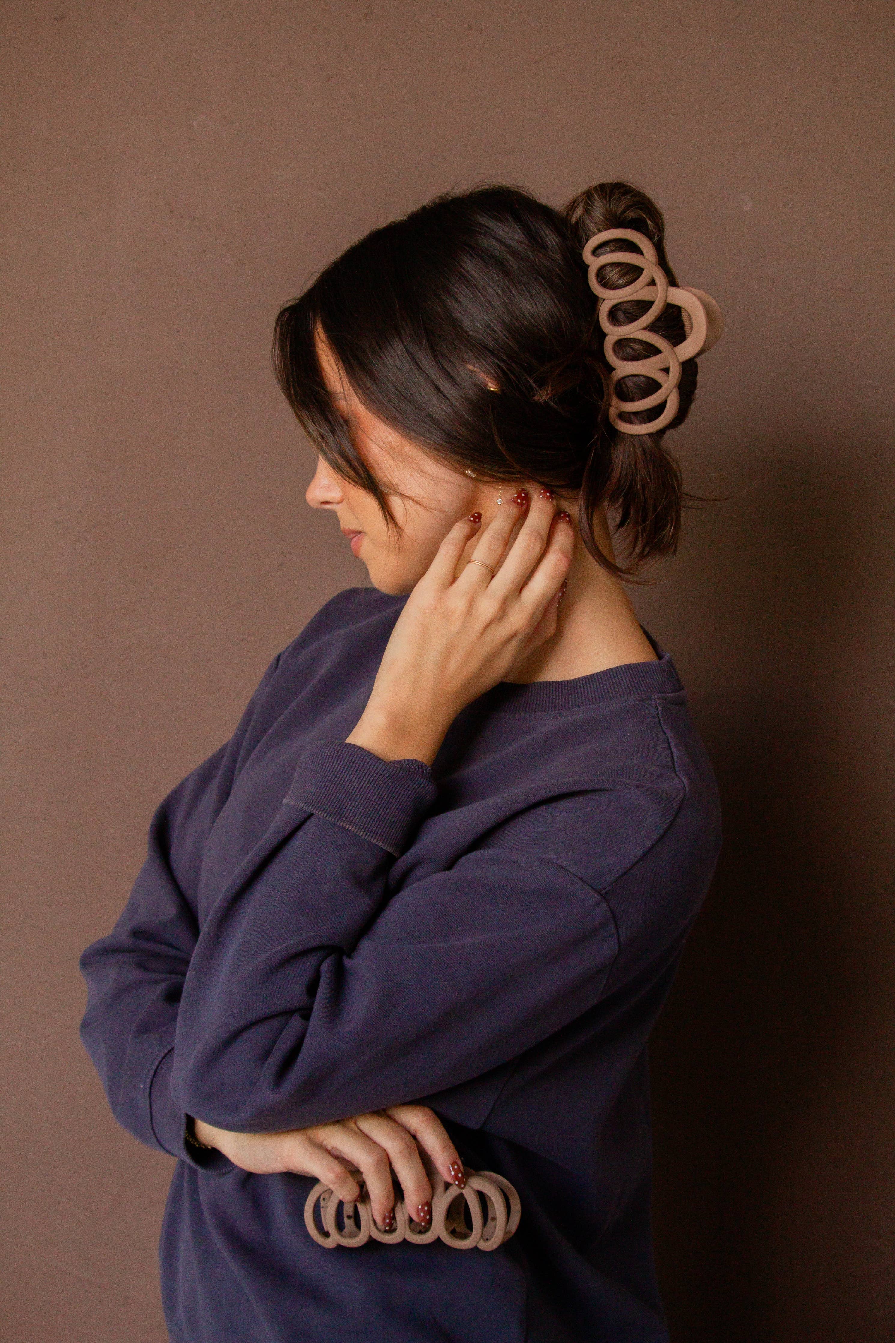 Matte Looped Claw Clip/ More Colors