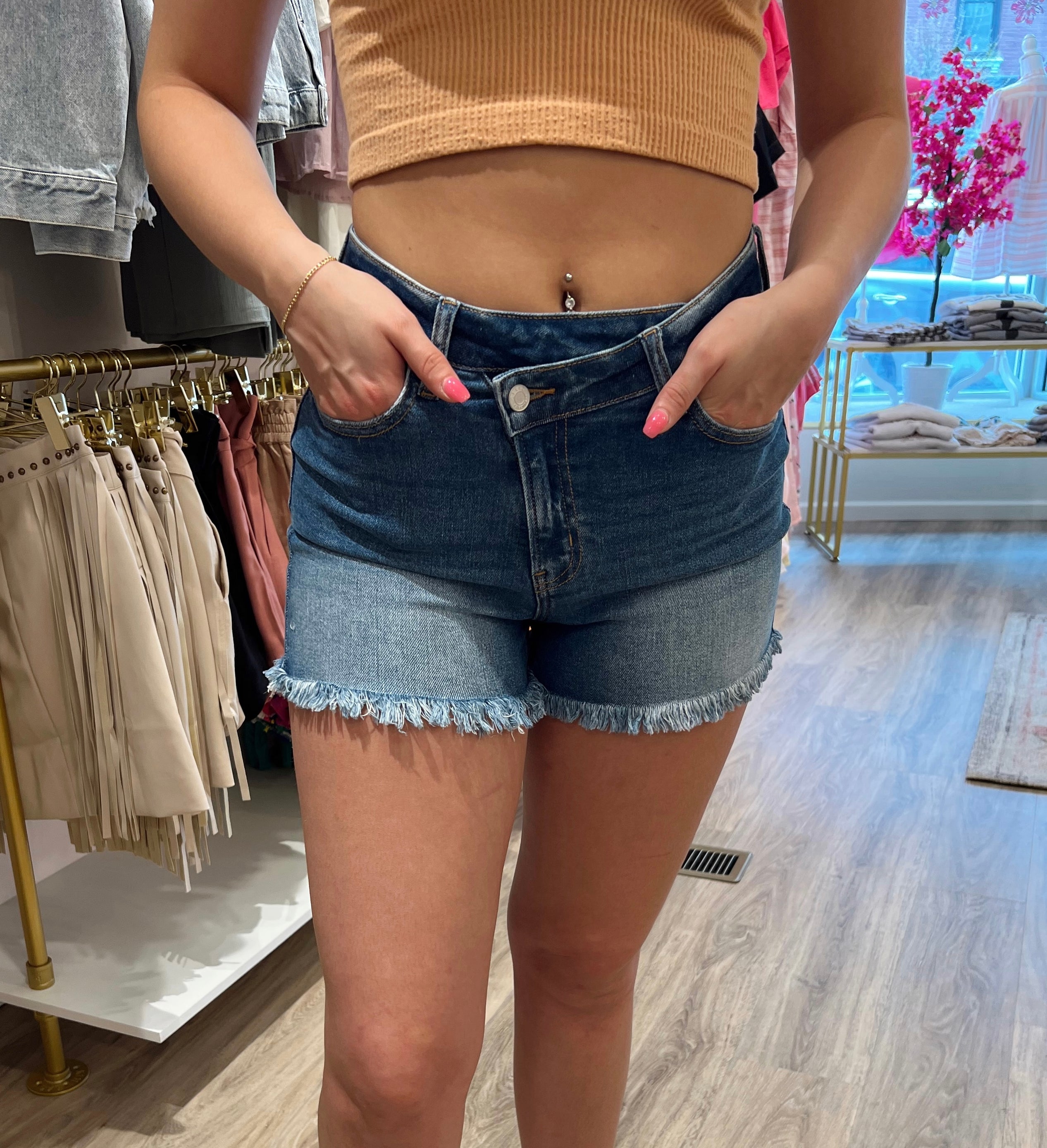 Valerie Mom Shorts